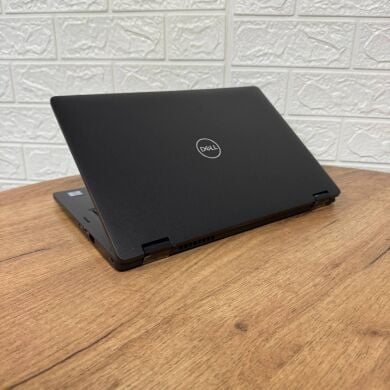 Ультрабук-трансформер Dell Latitude 5300 2-in-1 / 13.3" (1920x1080) IPS Touch / Intel Core i5-8365U (4 (8) ядра по 1.6 - 4.1 GHz) / 8 GB DDR4 / 256 GB SSD / Intel UHD Graphics / WebCam