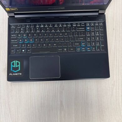 Игровой ноутбук Б-класс Acer Predator Triton 300 PT315-52 / 15.6" (1920x1080) IPS / Intel Core i7-10750H (6 (12) ядер по 2.6 - 5.0 GHz) / 32 GB DDR4 / 1000 GB SSD NVMe / nVidia GeForce RTX 2070 Max-Q, 8 GB GDDR6, 256-bit / WebCam