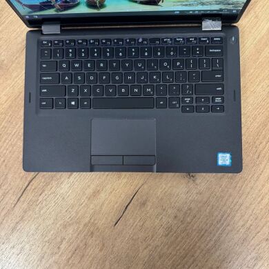 Ультрабук-трансформер Dell Latitude 5300 2-in-1 / 13.3" (1920x1080) IPS Touch / Intel Core i5-8365U (4 (8) ядра по 1.6 - 4.1 GHz) / 8 GB DDR4 / 256 GB SSD / Intel UHD Graphics / WebCam
