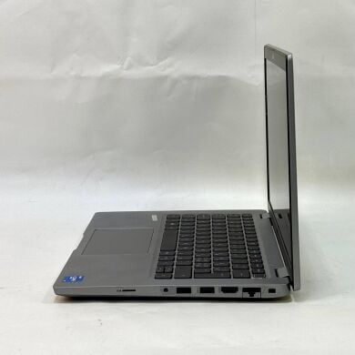 Ультрабук Dell Latitude 5420 / 14" (1920x1080) IPS / Intel Core i5-1145G7 (4 (8) ядра по 4.4 GHz) / 32 GB DDR4 / 256 GB SSD / Intel Iris Xe Graphics / WebCam / Windows 11 Pro