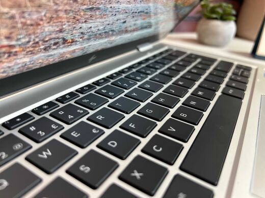 Ультрабук-трансформер HP EliteBook 830 G8 x360 / 13.3" (1920x1080) IPS Touch / Intel Core i5-1145G7 (4 (8) ядра по 2.6 - 4.4 GHz) / 16 GB DDR4 / 512 GB SSD / Intel Iris Xe Graphics / WebCam