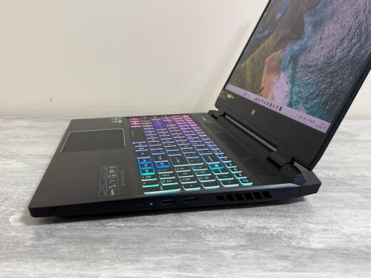 Ігровий ноутбук Acer Predator Helios 300 PH315-55 / 15.6" (1920x1080) IPS / Intel Core i7-12700H (14 (20) ядер по 3.5 - 4.7 GHz) / 16 GB DDR4 / 512 GB SSD / nVidia GeForce RTX 3060, 6 GB GDDR6, 192-bit / WebCam / Win 11