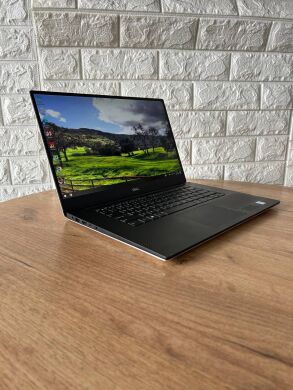 Ігровий ультрабук Dell XPS 15 9570 / 15.6" (1920x1080) IPS / Intel Core i7-8750H (6 (12) ядра по 2.2 - 4.1 GHz) / 16 GB DDR4 / 1000 GB SSD / nVidia GeForce GTX 1050 Ti Max-Q, 4 GB GDDR5, 128-bit / WebCam Ігровий ультрабук Dell XPS 15 9570 / 15.6" (1920x1080) IPS / Intel Core i7-8750H (6 (12) ядра по 2.2 - 4.1 GHz) / 16 GB DDR4 / 1000 GB SSD / nVidia GeForce GTX 1050 Ti Max-Q, 4 GB GDDR5, 128-bit / WebCam