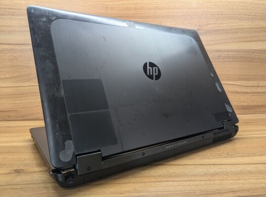 Мобільна робоча станція Б-клас HP zBook 17 / 17.3" (1920x1080) IPS / Intel Core i7-4700MQ (4 (8) ядра по 2.4 - 3.4 GHz) / 8 GB DDR3 / 240 GB SSD + 500 GB HDD / nVidia Quadro K610M, 1 GB GDDR5, 64-bit / WebCam / Fingerprint / Windows 10