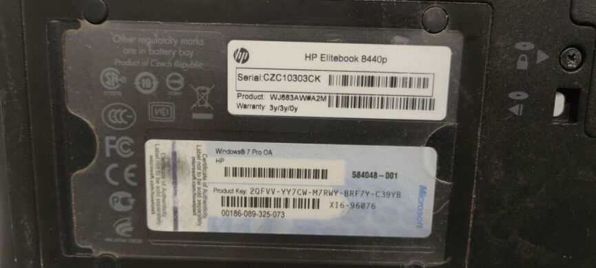 Ноутбук HP EliteBook 8440p / 14" (1600x900) TN / Intel Core i5-520M (2 (4) ядра по 2.4 - 2.93 GHz) / 4 GB DDR3 / 320 GB HDD / nVidia NVS 3100M, 512 MB GDDR3, 64-bit / WebCam / DVD-RW