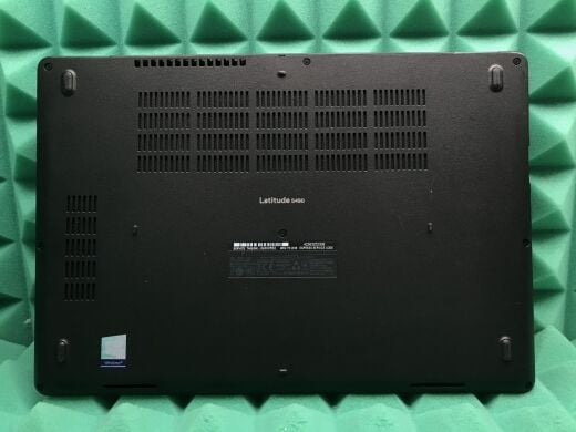 Ноутбук Б-клас Dell Latitude 5490 / 14" (1366x768) TN / Intel Core i5-7300U (2 (4) ядра по 2.6 - 3.5 GHz) / 8 GB DDR4 / 256 GB SSD / Intel HD Graphics 620 / WebCam / USB 3.1 / HDMI / Windows 10 ліцензія