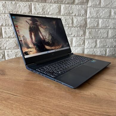 Ігровий ноутбук Б-клас HP Victus 16-d0023dx / 16.1" (1920x1080) IPS / Intel Core i5-11400H (6 (12) ядер по 2.2 - 4.5 GHz) / 8 GB DDR4 / 256 GB SSD / nVidia GeForce RTX 3050, 4 GB GDDR6, 128-bit / WebCam