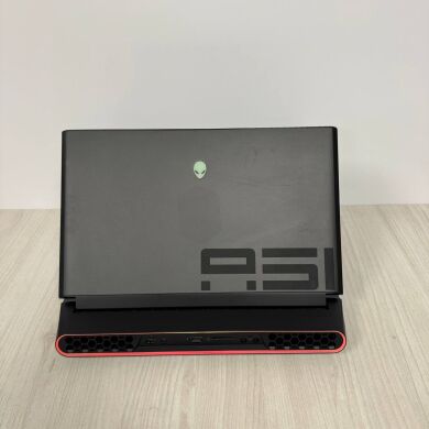 Ігровий ноутбук Б-клас Dell Alienware Area 51m / 17.3" (1920x1080) IPS / Intel Core i7-9700K (8 ядер по 3.6 - 4.9 GHz) / 16 GB DDR4 / 512 GB SSD M.2 + 1000 GB HDD / nVidia GeForce RTX 2060, 6 GB GDDR6, 192-bit / WebCam Ігровий ноутбук Б-клас Dell Alienware Area 51m / 17.3" (1920x1080) IPS / Intel Core i7-9700K (8 ядер по 3.6 - 4.9 GHz) / 16 GB DDR4 / 512 GB SSD M.2 + 1000 GB HDD / nVidia GeForce RTX 2060, 6 GB GDDR6, 192-bit / WebCam