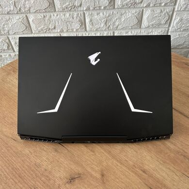 Игровой ноутбук Gigabyte Aorus 15-SA / 15.6" (1920x1080) IPS / Intel Core i7-9750H (6 (12) ядер по 2.6 - 4.5 GHz) / 16 GB DDR4 / 1000 GB SSD / nVidia GeForce GTX 1660 Ti, 6 GB GDDR6, 192-bit / WebCam