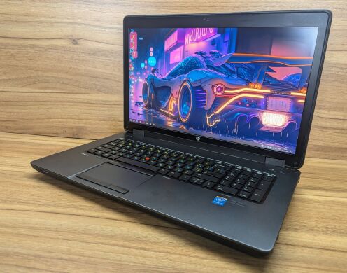 Мобільна робоча станція Б-клас HP zBook 17 / 17.3" (1920x1080) IPS / Intel Core i7-4700MQ (4 (8) ядра по 2.4 - 3.4 GHz) / 8 GB DDR3 / 240 GB SSD + 500 GB HDD / nVidia Quadro K610M, 1 GB GDDR5, 64-bit / WebCam / Fingerprint / Windows 10