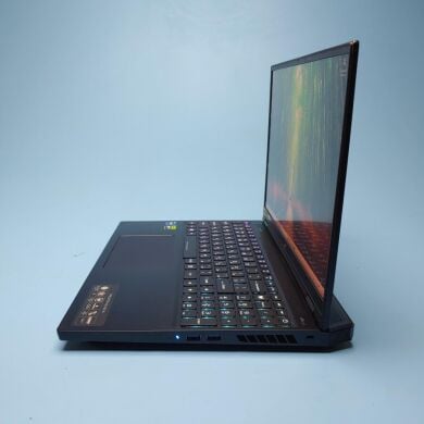 Ігровий ноутбук Б-клас Acer Predator Helios Neo 16 PHN16-71 / 16" (2560x1600) IPS / Intel Core i7-13700HX (16 (24) ядер по 2.1 - 5.0 GHz) / 16 GB DDR5 / 1000 GB SSD / nVidia GeForce RTX 4060, 8 GB GDDR6, 128-bit / WebCam / Win 11 Home