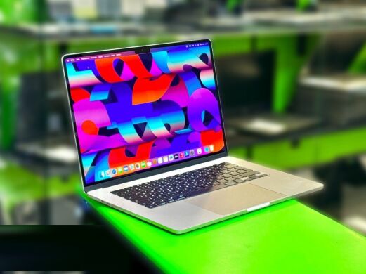 Ультрабук Б-клас Apple MacBook Air 15 M3 A3114 2024 / 15.3" (2880x1864) IPS / Apple M3 (8 ядер по 2.7 - 4.1 GHz) / 8 GB DDR5 / 256 GB SSD / Apple M3 Graphics / WebCam / MacOS