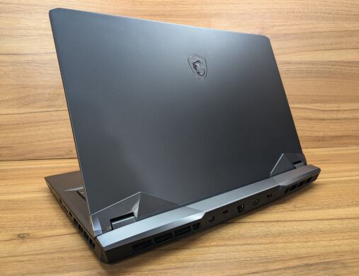 Игровой ноутбук Б-класс MSI MS-17K3 / 17.3" (1920x1080) IPS / Intel Core i7-11800H (8 (16) ядер по 2.3 - 4.6 GHz) / 32 GB DDR4 / 2000 GB SSD + 1000 GB SSD / nVidia GeForce RTX 3060, 6 GB GDDR6, 192-bit / WebCam / Windows 10 Игровой ноутбук Б-класс MSI MS-17K3 / 17.3" (1920x1080) IPS / Intel Core i7-11800H (8 (16) ядер по 2.3 - 4.6 GHz) / 32 GB DDR4 / 2000 GB SSD + 1000 GB SSD / nVidia GeForce RTX 3060, 6 GB GDDR6, 192-bit / WebCam / Windows 10