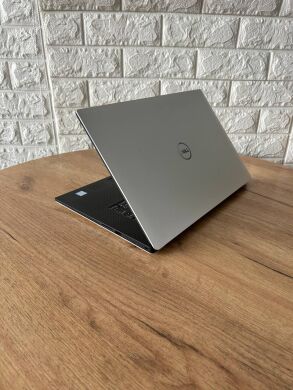 Ігровий ультрабук Dell XPS 15 9570 / 15.6" (1920x1080) IPS / Intel Core i7-8750H (6 (12) ядра по 2.2 - 4.1 GHz) / 16 GB DDR4 / 1000 GB SSD / nVidia GeForce GTX 1050 Ti Max-Q, 4 GB GDDR5, 128-bit / WebCam Ігровий ультрабук Dell XPS 15 9570 / 15.6" (1920x1080) IPS / Intel Core i7-8750H (6 (12) ядра по 2.2 - 4.1 GHz) / 16 GB DDR4 / 1000 GB SSD / nVidia GeForce GTX 1050 Ti Max-Q, 4 GB GDDR5, 128-bit / WebCam