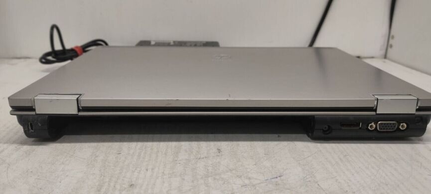 Ноутбук HP EliteBook 8440p / 14" (1600x900) TN / Intel Core i5-520M (2 (4) ядра по 2.4 - 2.93 GHz) / 4 GB DDR3 / 320 GB HDD / nVidia NVS 3100M, 512 MB GDDR3, 64-bit / WebCam / DVD-RW