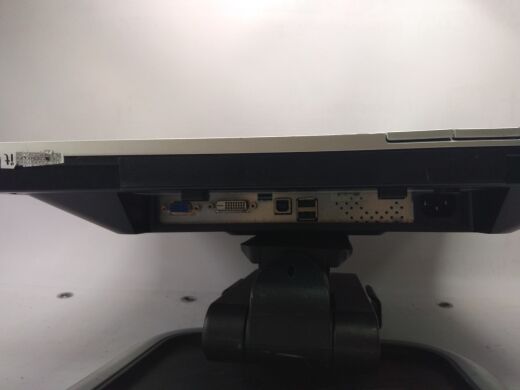 HP LA1951g / 19" (1280x1024) (5:4) TN / VGA, DVI, USB