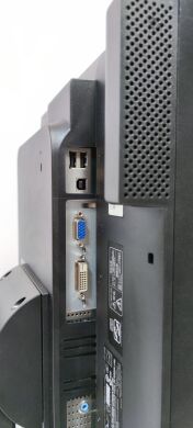 Комплект ПК: Fujitsu Esprimo P556 E85+ Tower / Intel Core i3-6100T (2 (4) ядра по 3.2 GHz) / 8 GB DDR4 / 160 GB SSD+250 GB HDD / DVD-RW + Монітор NEC MultiSync EA221WMe / 22" (1680x1050 ) TN+Film LED / 1x DVI-D, 1x VGA, USB-Hub / Вбудовані колонки (2x 1W)