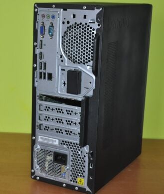 Компьютер Lenovo ThinkCentre V530 Tower / Intel Core i5-9400 (6 ядер по 2.9 - 4.1 GHz) / 8 GB DDR4 / 256 GB SSD M.2 / Intel HD Graphics 630 / Wi-Fi / Bluetooth / DVD-ROM / Windows 11