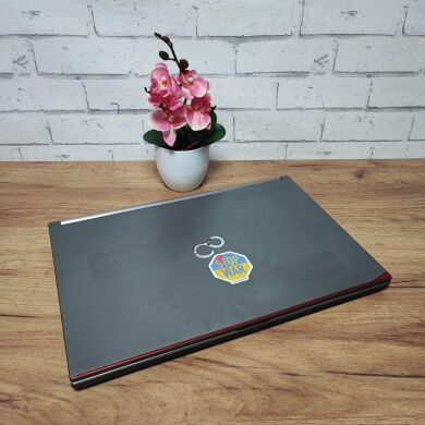 Мобільна робоча станція Fujitsu Celsius H730 / 15.6" (1920x1080) TN / Intel Core i7-4810MQ (2 (4) ядер по 2.8 - 3.8 GHz) / 24 GB DDR3 / 128 GB SSD / nVidia Quadro K510M, 1 GB GDDR5, 64-bit / WebCam