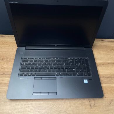 Мобільна робоча станція HP ZBook 17 G3 / 17.3" (1920x1080) IPS / Intel Core i7-6700HQ (4 (8) ядра по 2.6 - 3.5 GHz) / 16 GB DDR4 / 512 GB SSD / nVidia Quadro M4000M, 4 GB GDDR5, 256-bit / WebCam / HDMI