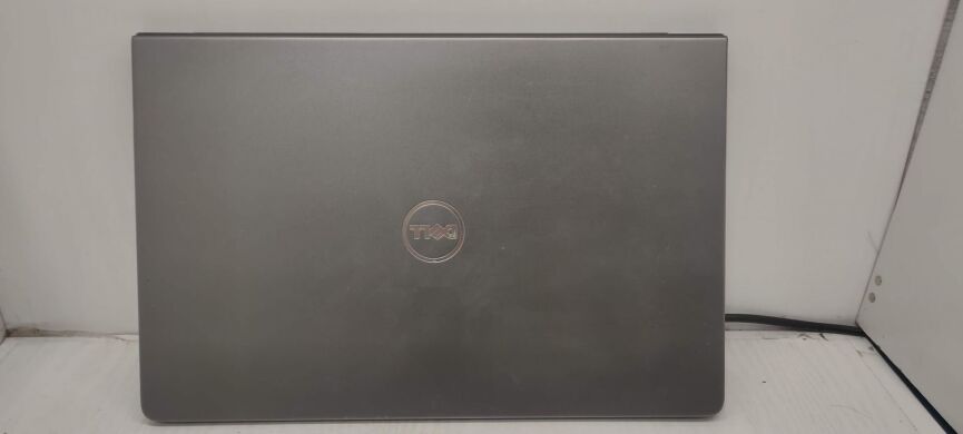 Ноутбук Б-класс Dell Vostro 5568 / 15.6" (1920x1080) TN / Intel Core i5-7200U (2 (4) ядра по 2.5 - 3.1 GHz) / 16 GB DDR4 / 256 GB SSD / Intel HD Graphics 620 / WebCam / АКБ