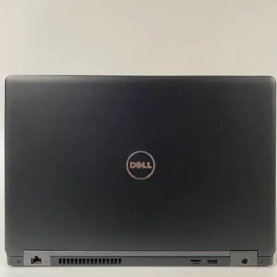 Ігровий ноутбук Dell Latitude 5580 / 15.6" (1920x1080) IPS / Intel Core i7-7820HQ (4 (8) ядра по 2.9 - 3.9 GHz) / 16 GB DDR4 / 512 GB SSD / nVidia GeForce 940MX, 2 GB GDDR5, 64-bit / WebCam / HDMI