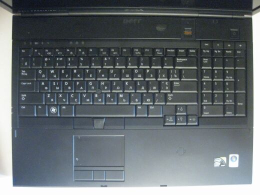 Ноутбук Б-класс Dell Precision M6400 / 17" (1920x1200) TN / Intel Core 2 Quad Q9300 (4 ядра по 2.5 GHz) / 8 GB DDR3 / 128 GB SSD + 320 GB HDD / nVidia Quadro FX 3700M, 1 GB GDDR3, 256-bit / WebCam + Колонки