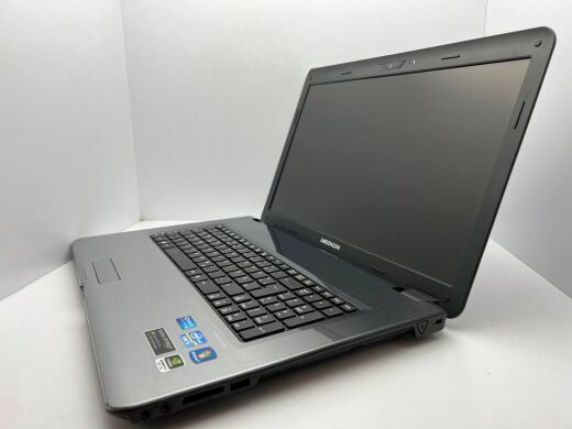 Ноутбук Medion Akoya P7624 / 17.3" (1600x900) TN / Intel Core i5-2450M (2 (4) ядра по 2.5 - 3.1 GHz) / 4 GB DDR3 / 750 GB HDD / nVidia GeForce GT 630M, 1 GB DDR3, 128-bit / WebCam / Без АКБ