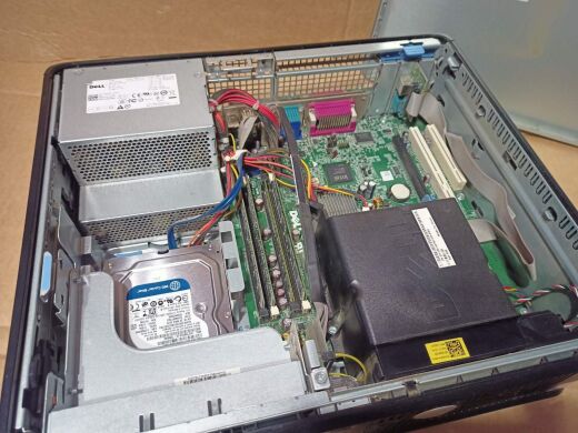 Системний блок Dell OptiPlex 760 SFF / Intel Pentium E6700 (2 ядра по 3.2 GHz) / 4 GB DDR3 / 160 GB HDD