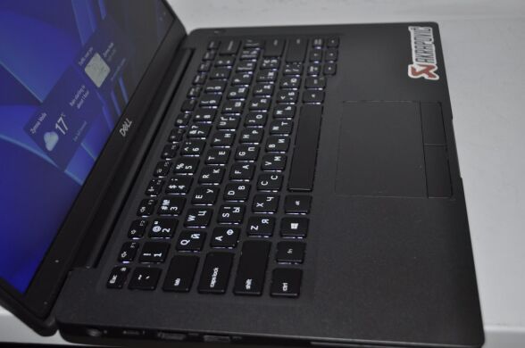 Ультрабук Dell Latitude 7400 / 14" (1920x1080) IPS / Intel Core i5-8265U (4 (8) ядра по 1.6 - 3.9 GHz) / 8 GB DDR4 / 256 GB SSD / Intel UHD Graphics / WebCam / Windows 11 Pro
