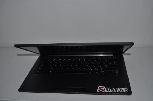 Ультрабук Dell Latitude 7400 / 14" (1920x1080) IPS / Intel Core i5-8265U (4 (8) ядра по 1.6 - 3.9 GHz) / 8 GB DDR4 / 256 GB SSD / Intel UHD Graphics / WebCam / Windows 11 Pro