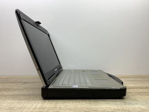 Защищенный ноутбук Б-класс Panasonic Toughbook CF-53 / 14" (1366x768) TN / Intel Core i5-3320M (2 (4) ядра по 2.6 - 3.3 GHz) / 8 GB DDR3 / 240 GB SSD / Intel HD Graphics 4000 / DVD-ROM