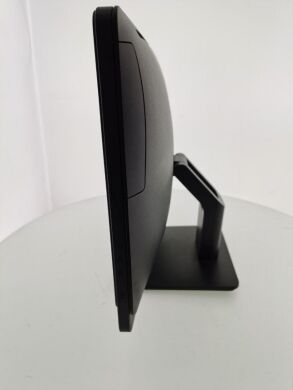 Моноблок Dell OptiPlex 3030 All-in-One / 20" (1366x768) TN / Intel Core i3-4150 (2 (4) ядра по 3.5 GHz) / 8 GB DDR3 / 120 GB SSD / Intel HD Graphics 4400 / Win 10 Pro