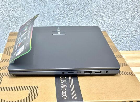 Новый игровой ультрабук Asus Vivobook K3400PH / 14" (2880x1800) IPS / Intel Core i5-11300H (4 (8) ядра по 3.1 - 4.4 GHz) / 8 GB DDR4 / 512 GB SSD / nVidia GeForce GTX 1650, 6 GB GDDR6, 128-bit / WebCam Новый игровой ультрабук Asus Vivobook K3400PH / 14" (2880x1800) IPS / Intel Core i5-11300H (4 (8) ядра по 3.1 - 4.4 GHz) / 8 GB DDR4 / 512 GB SSD / nVidia GeForce GTX 1650, 6 GB GDDR6, 128-bit / WebCam