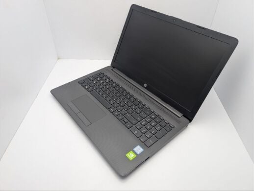 Ноутбук HP 250 G7 / 15.6" (1920x1080) TN / Intel Core i3-7020U (2 (4) ядра по 2.3 GHz) / 8 GB DDR4 / 256 GB SSD / nVidia GeForce MX110, 2 GB GDDR5, 64-bit / WebCam Ноутбук HP 250 G7 / 15.6" (1920x1080) TN / Intel Core i3-7020U (2 (4) ядра по 2.3 GHz) / 8 GB DDR4 / 256 GB SSD / nVidia GeForce MX110, 2 GB GDDR5, 64-bit / WebCam