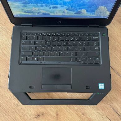 Защищенный ноутбук Б-класс Dell Latitude 5414 Rugged / 14" (1366x768) TN / Intel Core i5-6300U (2 (4) ядра по 2.4 - 3.0 GHz) / 8 GB DDR4 / 512 GB SSD / Intel HD Graphics 520 / WebCam