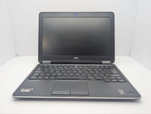 Нетбук Dell Latitude E7240 / 12.5" (1366x768) TN / Intel Core i7-4600U (2 (4) ядра по 2.1 - 3.3 GHz) / 8 GB DDR3 / 128 GB SSD / Intel HD Graphics 4400 / WebCam