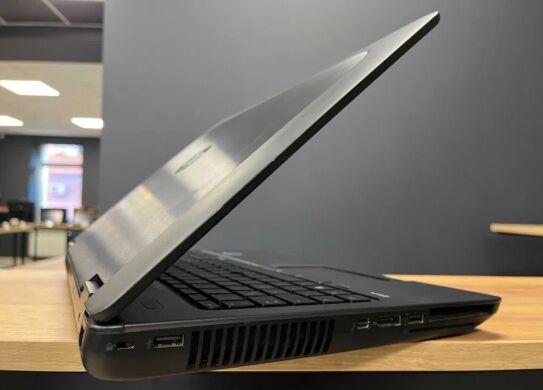 Мобільна&nbsp;робоча станція HP ZBook 15 G2 / 15.6" (1920x1080) IPS / Intel Core i5-4340M (2 (4) ядра по 2.9 - 3.6 GHz) / 16 GB DDR3 / 256 GB SSD / nVidia Quadro K1100M, 2 GB GDDR5, 128-bit / WebCam / DVD-ROM / Wim 10 Home