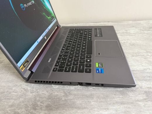 Игровой ноутбук Acer Predator Triton 500 PT516-51s / 16" (2560x1600) IPS / Intel Core i7-11800H (8 (16) ядер по 2.3 - 4.6 GHz) / 16 GB DDR4 / 512 GB SSD / nVidia GeForce RTX 3060, 6 GB GDDR6, 192-bit / WebCam / Win 11
