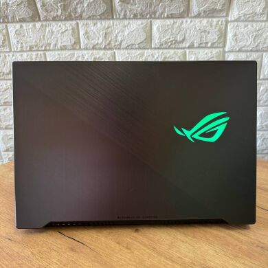 Игровой ноутбук Asus ROG Strix Scar II GL704GW / 17.3” (1920x1080) IPS / Intel Core i7-8750H (6 (12) ядер по 2.2 - 4.1 GHz) / 16 GB DDR4 / 1000 GB SSD / nVidia GeForce RTX 2070, 8 GB GDDR6, 256-bit / WebCam