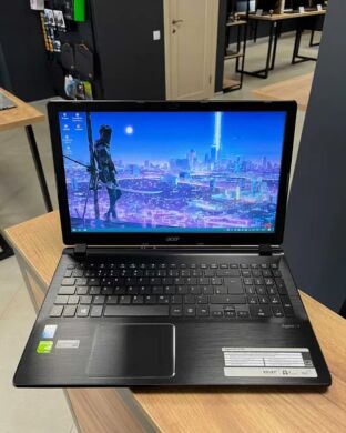 Игровой ноутбук Acer Aspire V5-573G / 15.6" (1366x768) TN / Intel Core i5-4200U (2 (4) ядра по 1.6 - 2.6 GHz) / 8 GB DDR3 / 240 GB SSD / nVidia GeForce GT 750M, 4 GB GDDR5, 128-bit / WebCam / Win 10 Home