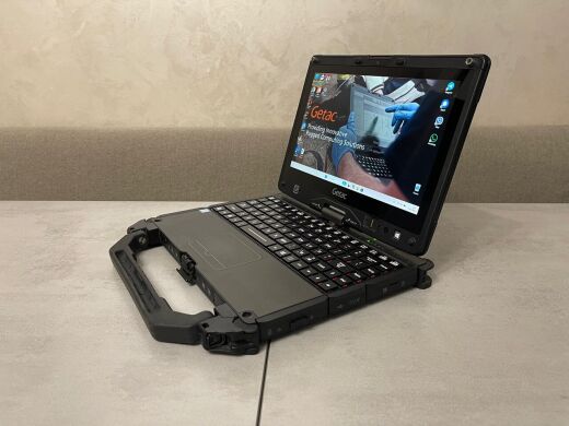 Защищенный нетбук-трансформер Getac V110 G3 / 11.6" (1366x768) IPS Touch / Intel Core i7-6500U (2 (4) ядра по 2.5 - 3.1 GHz) / 16 GB DDR4 / 128 GB SSD / Intel HD Graphics 520 / WebCam / Fingerprint / Две батареи