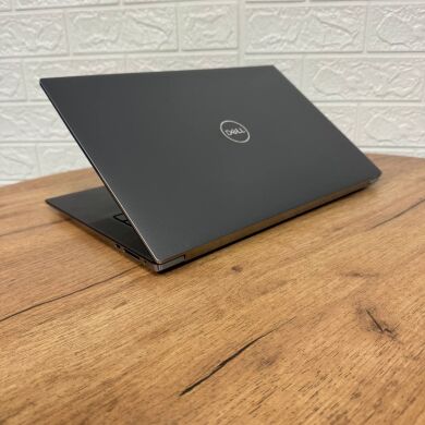Мобильная рабочая станция Dell Precision 5550 / 15.6" (1920x1200) IPS / Intel Core i7-10750H (6 (12) ядра по 2.6 - 5.0 GHz) / 16 GB DDR4 / 512 GB SSD / nVidia Quadro T2000 Max-Q, 4 GB GDDR5, 128-bit / WebCam