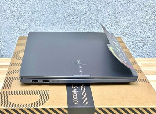 Новый игровой ультрабук Asus Vivobook K3400PH / 14" (2880x1800) IPS / Intel Core i5-11300H (4 (8) ядра по 3.1 - 4.4 GHz) / 8 GB DDR4 / 512 GB SSD / nVidia GeForce GTX 1650, 6 GB GDDR6, 128-bit / WebCam Новый игровой ультрабук Asus Vivobook K3400PH / 14" (2880x1800) IPS / Intel Core i5-11300H (4 (8) ядра по 3.1 - 4.4 GHz) / 8 GB DDR4 / 512 GB SSD / nVidia GeForce GTX 1650, 6 GB GDDR6, 128-bit / WebCam