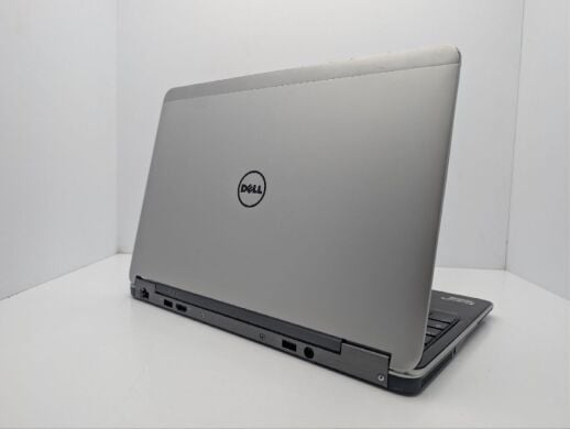 Нетбук Dell Latitude E7240 / 12.5" (1366x768) TN / Intel Core i7-4600U (2 (4) ядра по 2.1 - 3.3 GHz) / 8 GB DDR3 / 128 GB SSD / Intel HD Graphics 4400 / WebCam