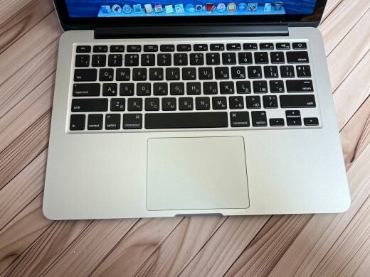 Ультрабук Б-клас Apple MacBook Pro 13 A1502 / 13.3" (2560x1600) IPS / Intel Core i7-4558U (2 (4) ядра по 2.8 - 3.3 GHz) / 16 GB DDR3 / 256 GB SSD / Intel Iris Graphics 5100 / WebCam / MacOS