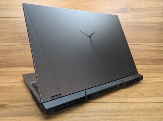 Игровой ноутбук Lenovo Legion 5 Pro 16ACH6H / 16" (2560x1600) IPS / AMD Ryzen 7 5800H (8 (16) ядер по 3.2 - 4.4 GHz) / 32 GB DDR4 / 512 GB SSD / nVidia GeForce RTX 3070, 8 GB GDDR6, 256-bit / WebCam / Windows 10 Игровой ноутбук Lenovo Legion 5 Pro 16ACH6H / 16" (2560x1600) IPS / AMD Ryzen 7 5800H (8 (16) ядер по 3.2 - 4.4 GHz) / 32 GB DDR4 / 512 GB SSD / nVidia GeForce RTX 3070, 8 GB GDDR6, 256-bit / WebCam / Windows 10