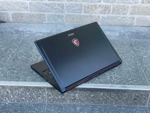 Ігровий ноутбук MSI MegaBook GS63 Stealth 8RE / 15.6" (1920x1080) IPS / Intel Core i7 7700HQ (4 (8) ядра по 2.8 - 3.8 GHz) / 16 GB DDR4 / 256 GB SSD / nVidia GeForce GTX 1060, 6 GB GDDR5, 192-bit / WebCam / Win 10 Home