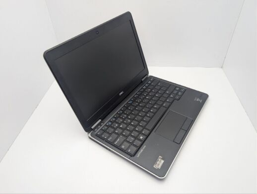 Нетбук Dell Latitude E7240 / 12.5" (1366x768) TN / Intel Core i7-4600U (2 (4) ядра по 2.1 - 3.3 GHz) / 8 GB DDR3 / 128 GB SSD / Intel HD Graphics 4400 / WebCam