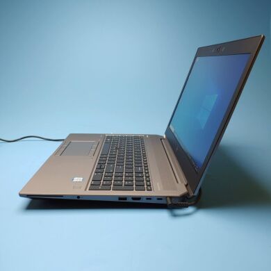 Мобільна робоча станція Б-клас HP ZBook Studio G5 / 15.6" (1920x1080) IPS / Intel Core i7-8850H (6 (12) ядер по 2.6 - 4.3 GHz) / 16 GB DDR4 / 480 GB SSD / nVidia Quadro P1000, 4 GB DDR5, 128-bit / WebCam / Win 10 Pro